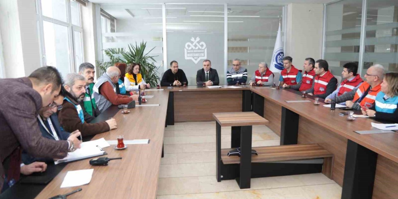 ERÜ’de ‘Afet Ekibi Toplantısı’ gerçekleştirildi