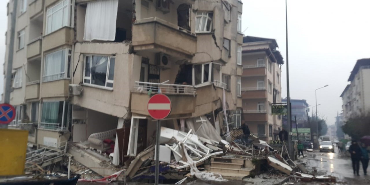 Deprem Hatay’ı adeta yıktı geçti
