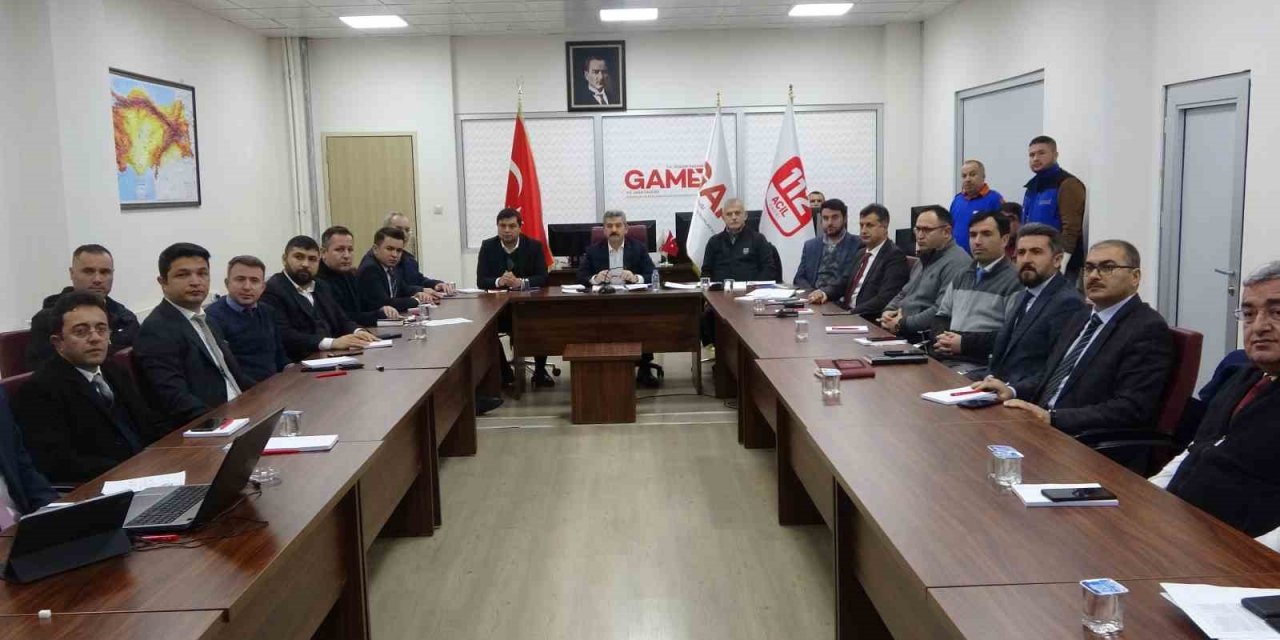 Uşak’tan deprem bölgesine 23 araç ve 160 personel hareket etti