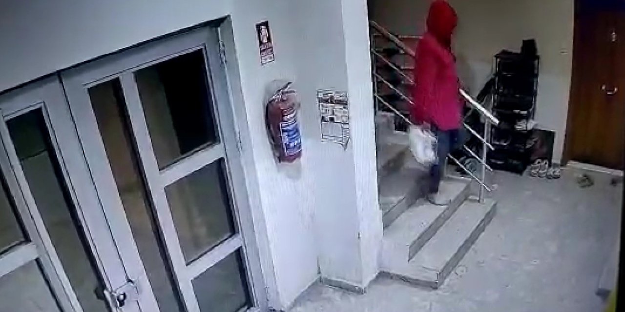 Apartmandan ayakkabı çalan şahıs güvenlik kamerasına yakalandı