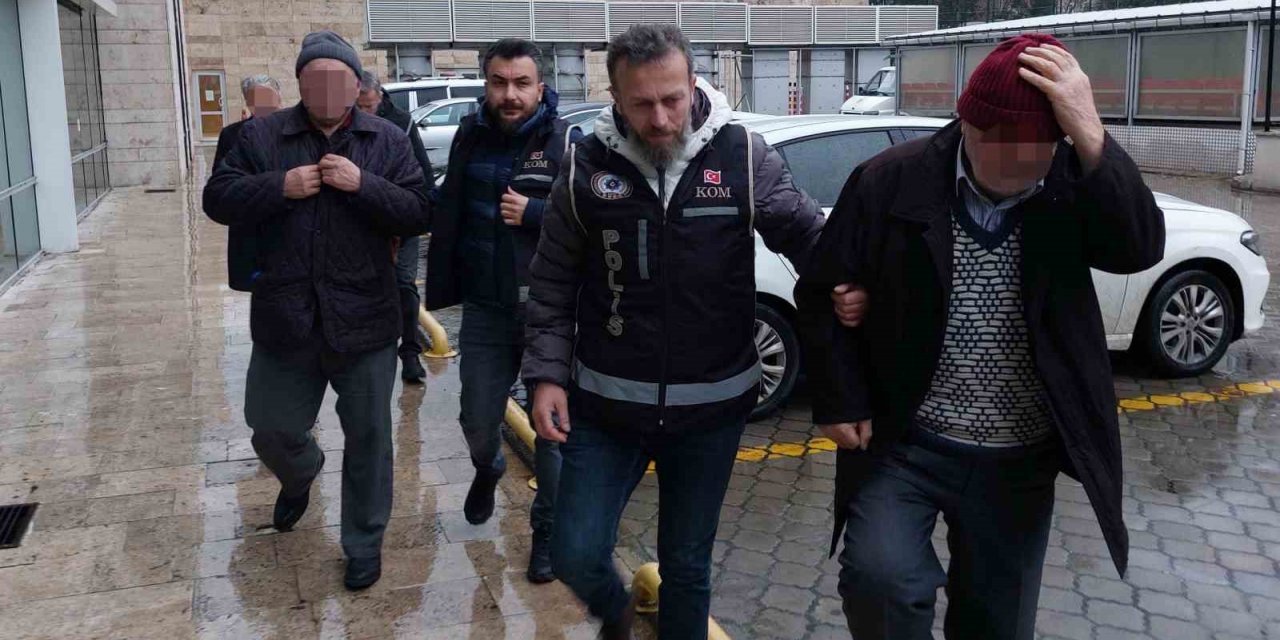 Silah operasyonunda 2 kişiye elektronik kelepçeli ev hapsi