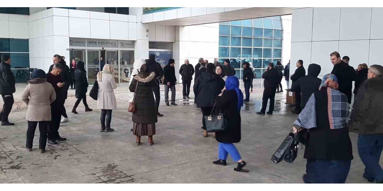 Belediyede deprem paniği