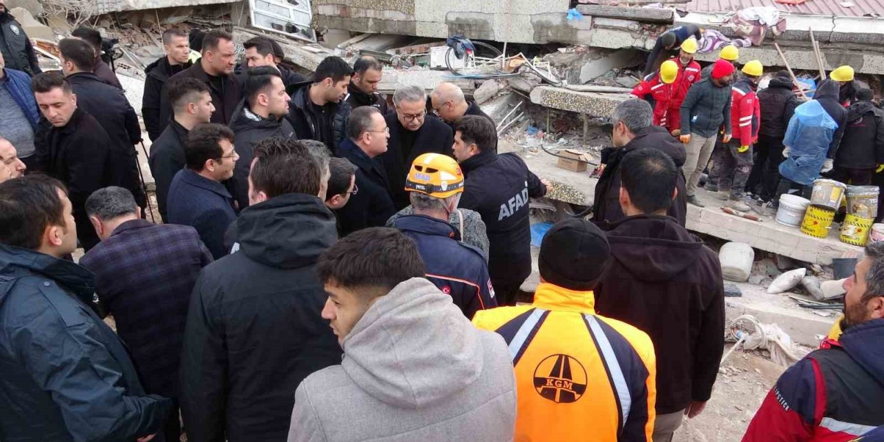 Adalet Bakan Bozdağ: “478 vatandaşımız hastanelere kaldırıldı, 203’ü taburcu”