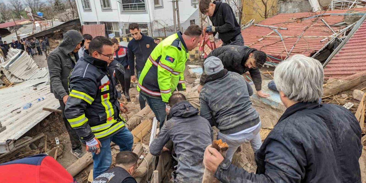 Mersin yaraları sarmak için tüm imkanlarını seferber etti