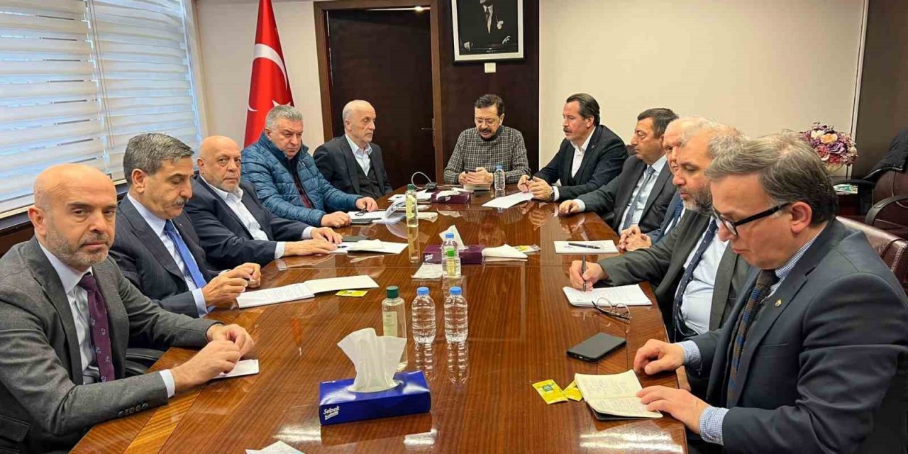 TOBB Başkanı Hisarcıklıoğlu, sendika başkanlarıyla bir araya geldi