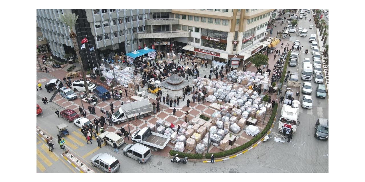 Nazilli’de 5 tır ve 2 kamyon dolusu yardım malzemesi toplandı