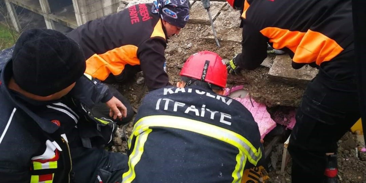 Kayseri İtfaiyesi enkaz altından 18 kişiyi sağ olarak çıkardı