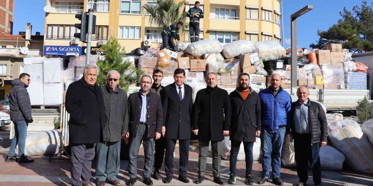 Nazilli 2’nci gün de yardıma devam ediyor