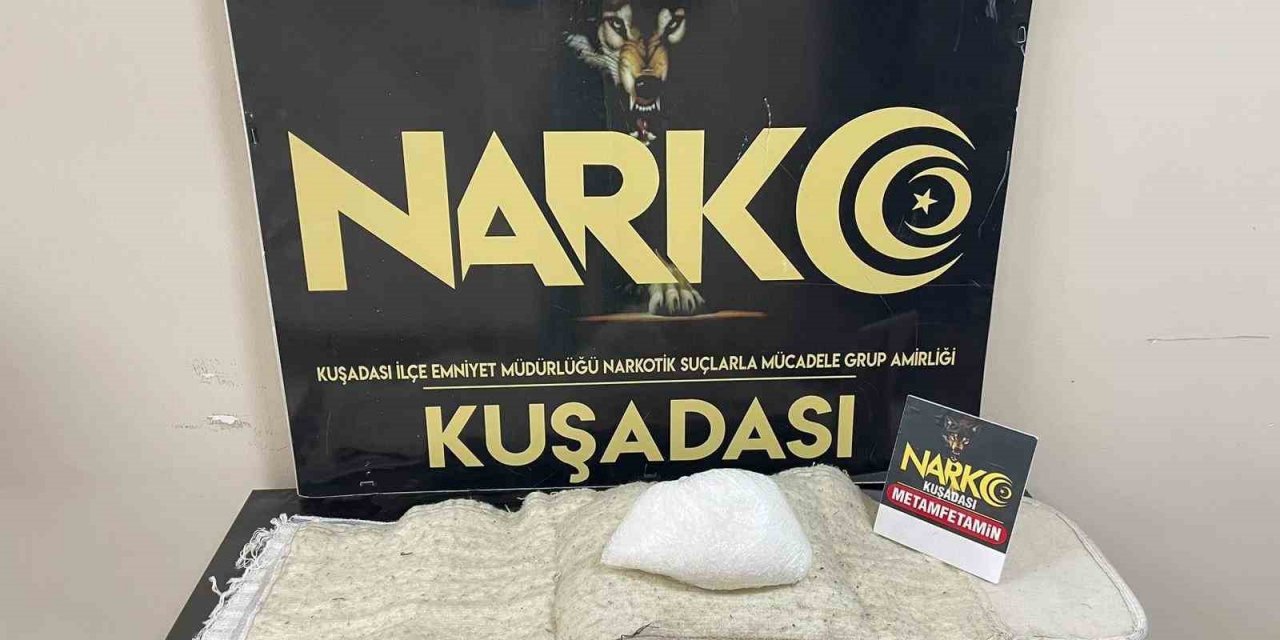 Şüpheli otomobilden uyuşturucu çıktı