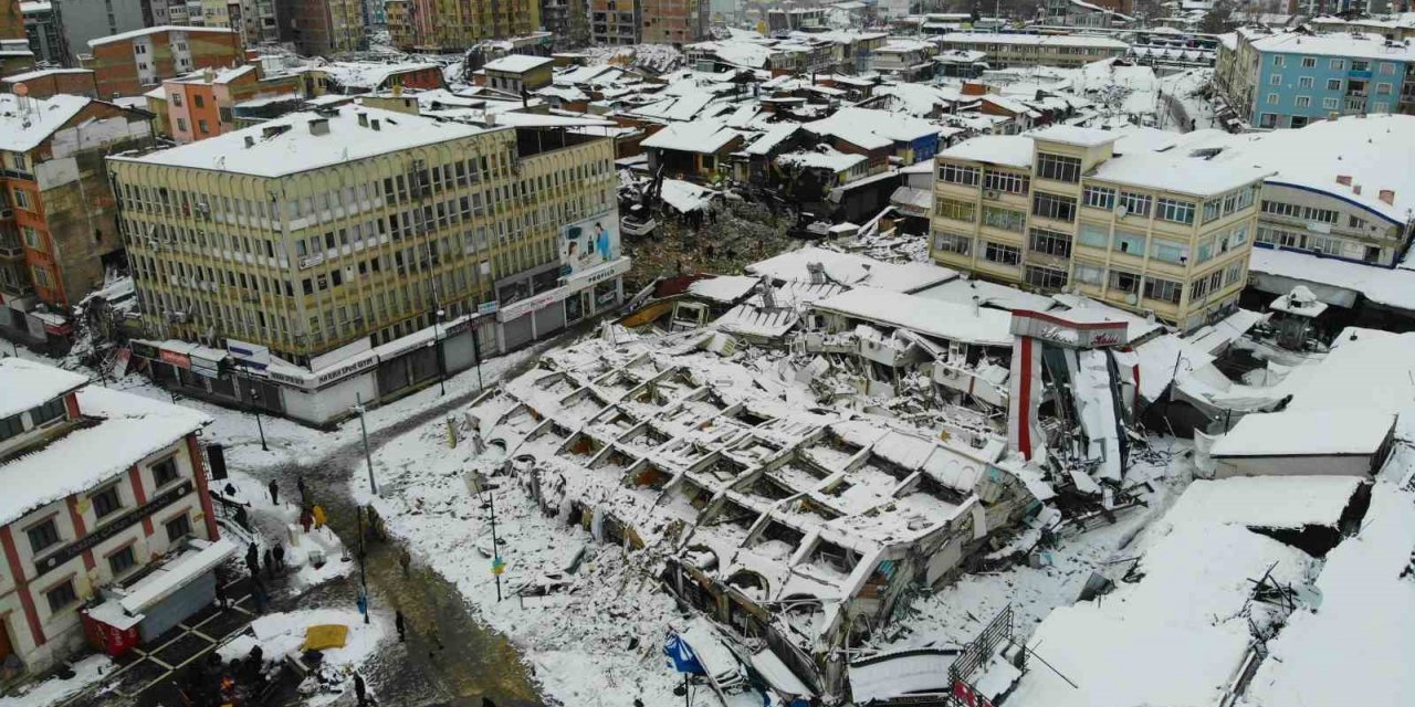 Deprem bölgesi Malatya havadan görüntülendi