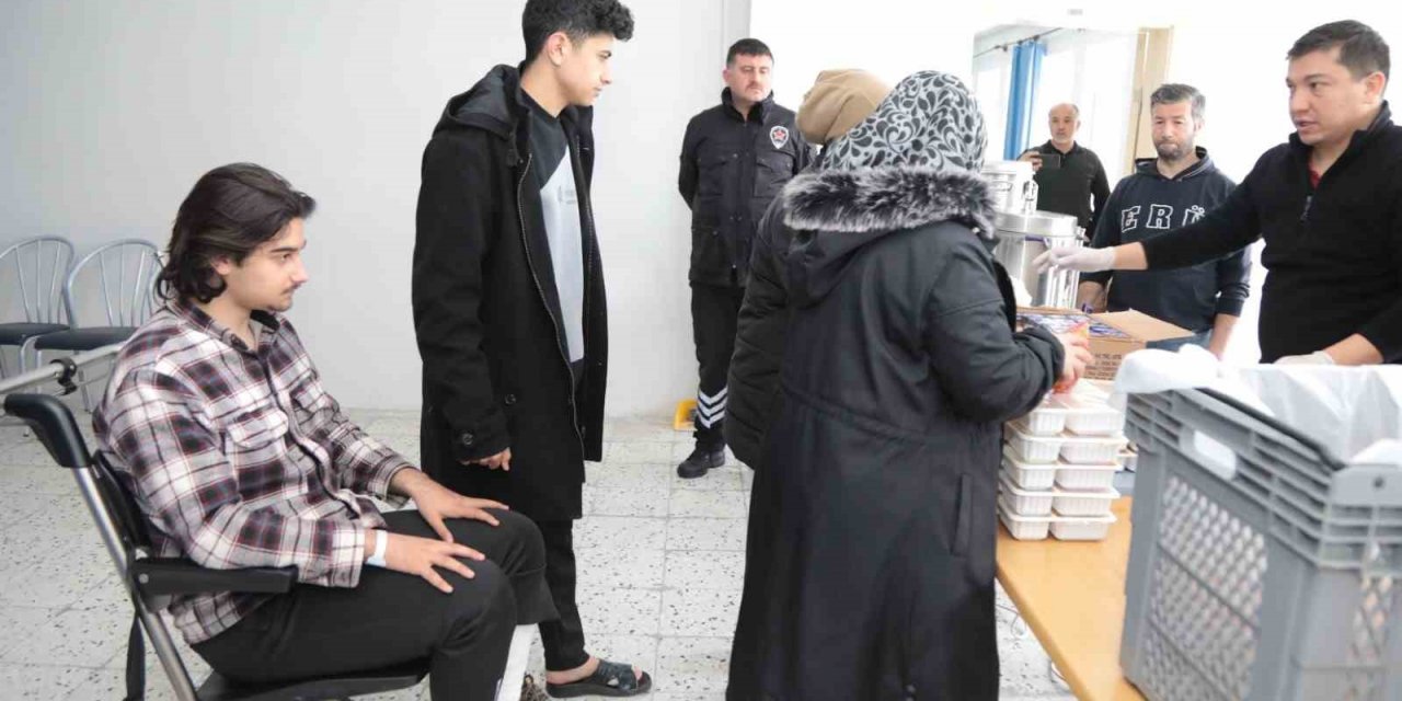 ERÜ’den Deprem Bölgesi’ne Yardım Eli