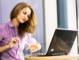 Laptop pili uçak düşürür mü?