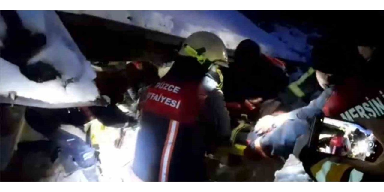 Elbistan’da 41 saat sonra enkazdan çıkardılar