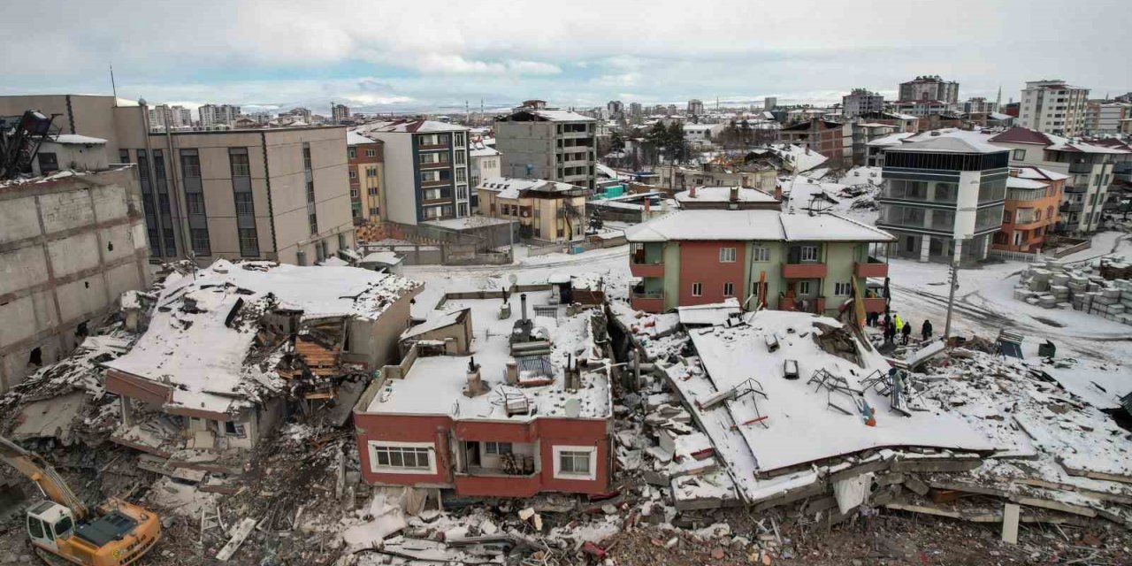Elbistan’da acı manzara havadan görüntülendi