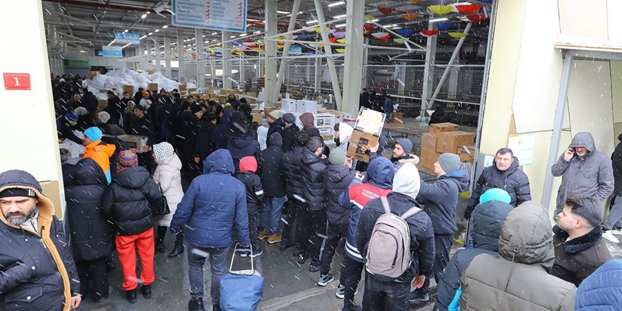 Başakşehir’den 50’nci yardım tırı yola çıktı