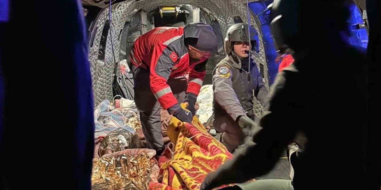 MSB: “Yaralı vatandaşlarımız tedavi için helikopter ve uçaklarımızla tahliye ediliyor”