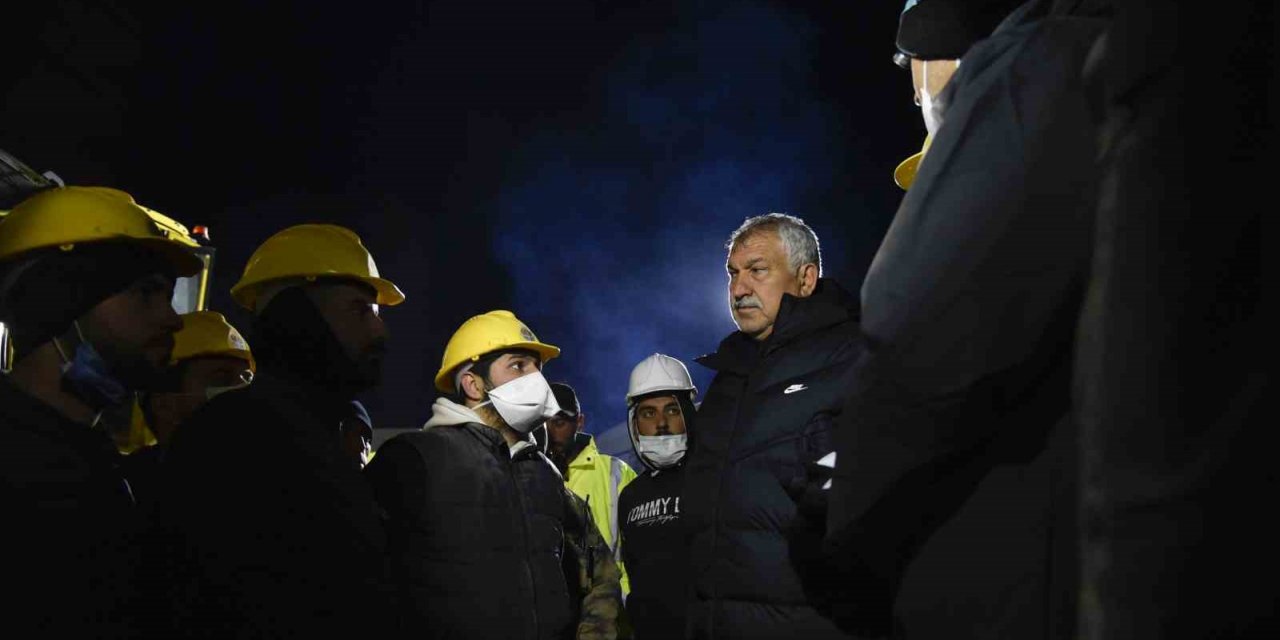 Adana Büyükşehir, felaketin yaralarının sarılması için teyakkuzda