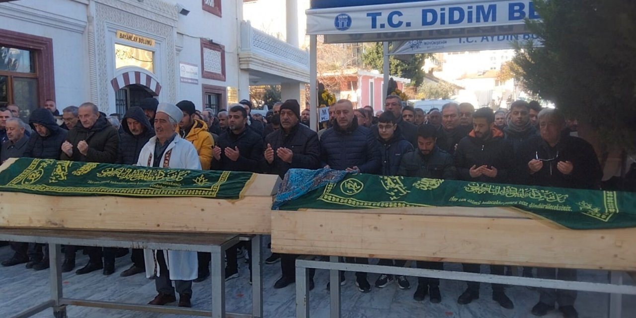 Depremde hayatını kaybeden karı koca son yolculuğuna uğurlandı