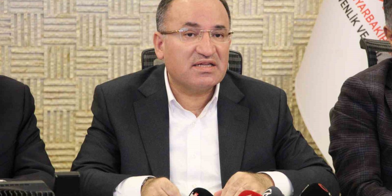 Bakan Bozdağ: “Diyarbakır’da şimdiye kadar 192 kişi vefat etti, bin 91 kişi yaralandı”