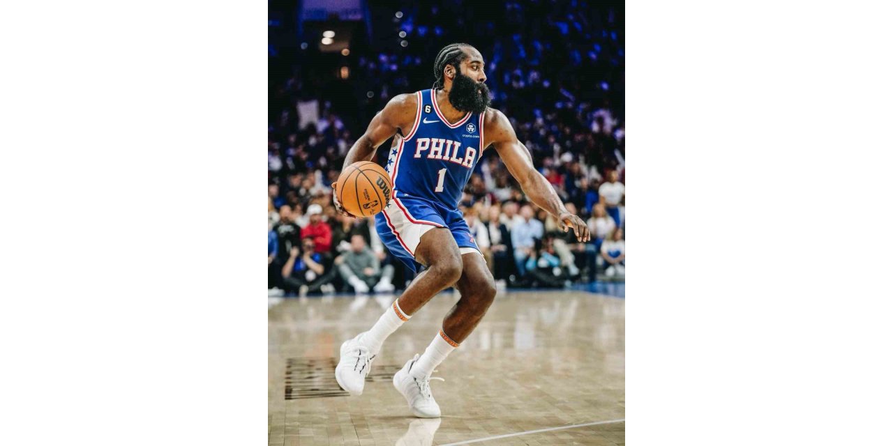 NBA oyuncuları da imzalı formalarını satışa çıkarıyor