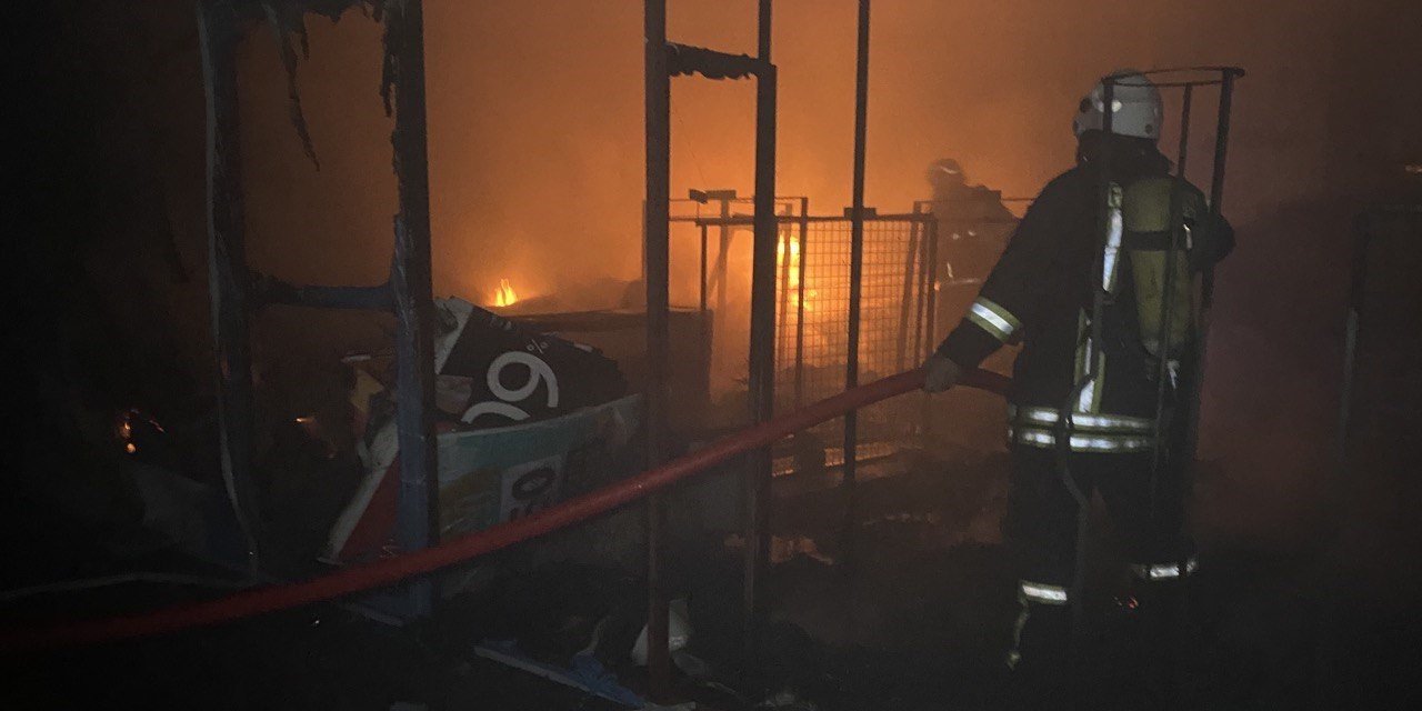 Adıyaman’da alışveriş merkezinde korkutan yangın