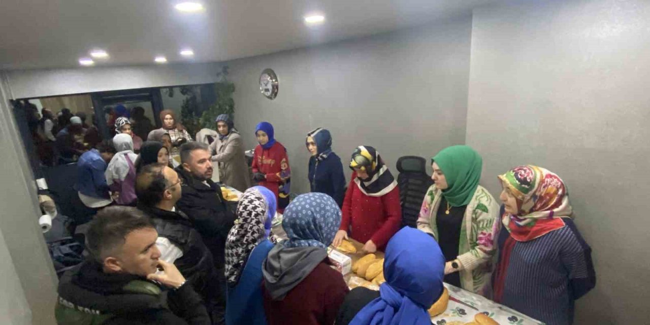 Pursaklar’ın Nene Hatunlarından deprem bölgelerine yardım eli