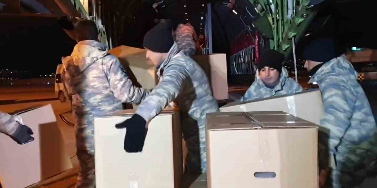 MSB: “Gece boyunca Adana’ya yardım malzemelerini ulaştırdık”