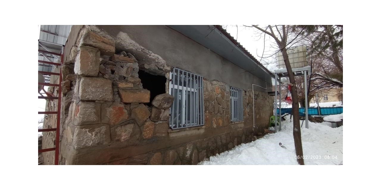 Deprem Lice’nin köylerinde hasara neden oldu