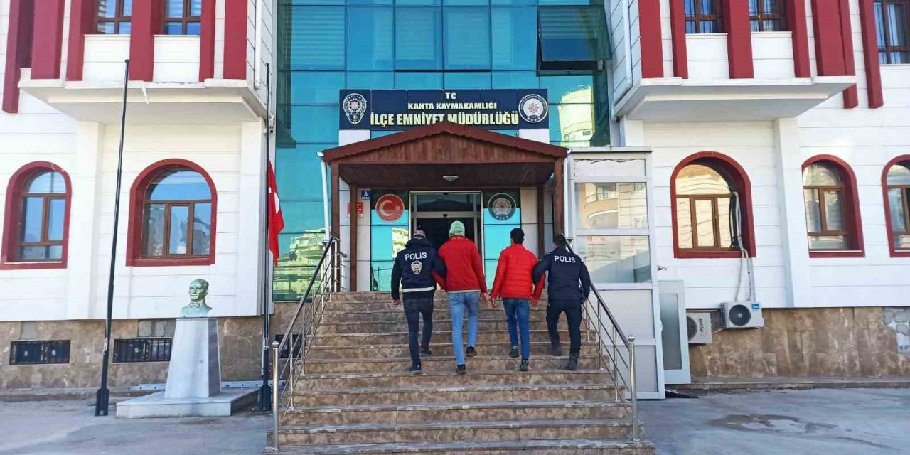 Adıyaman’da yağmalama yapan 2 kişi yakalandı