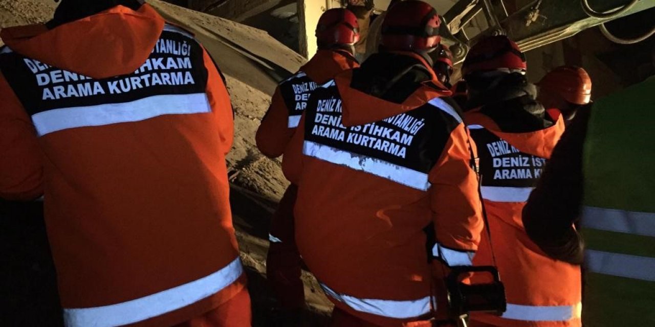 DİSAK Timine ait sismik-akustik dinleme cihazıyla enkaz altından bir kişi kurtarıldı