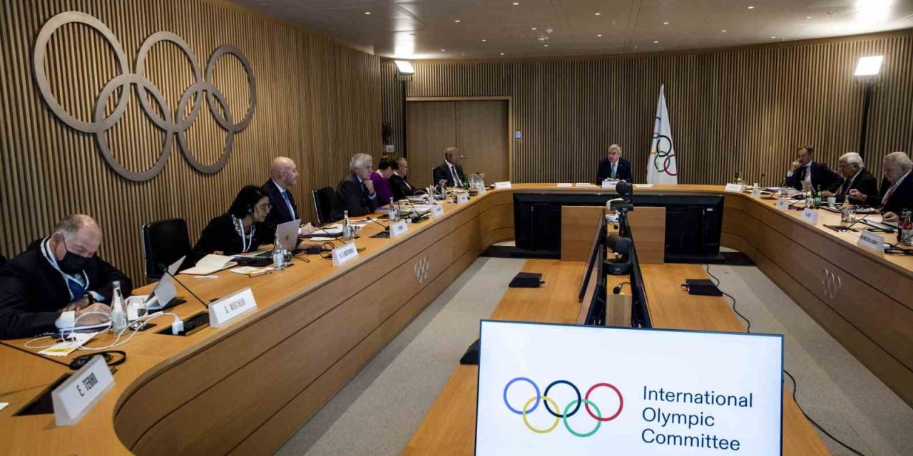 Napoli Teknik Direktörü Luciano Spalletti’den depremzedelere destek