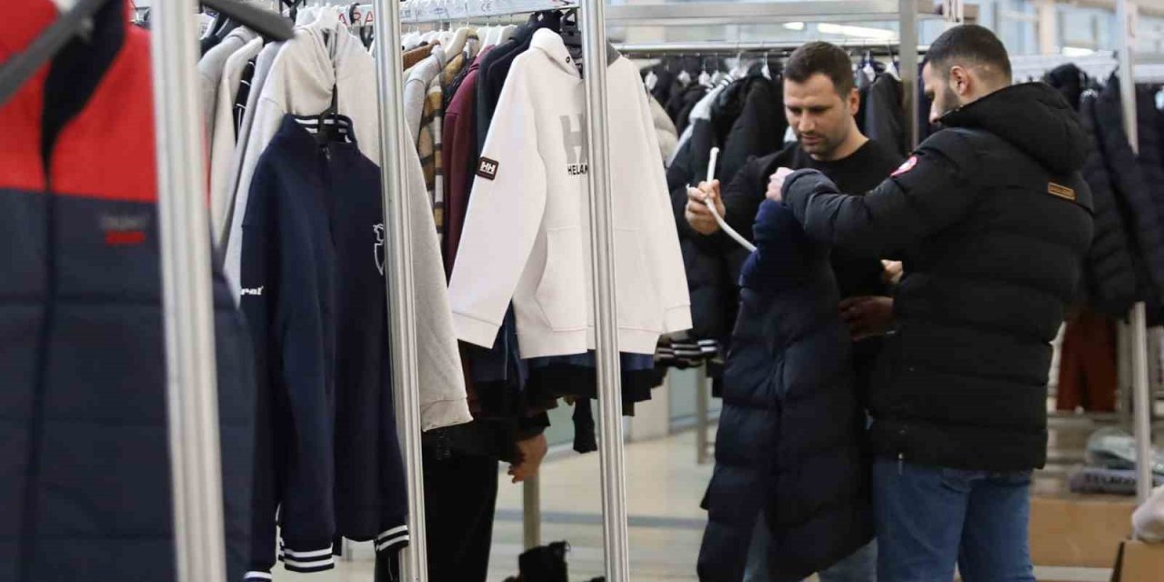 Bu mağaza deprem mağdurlarına özel