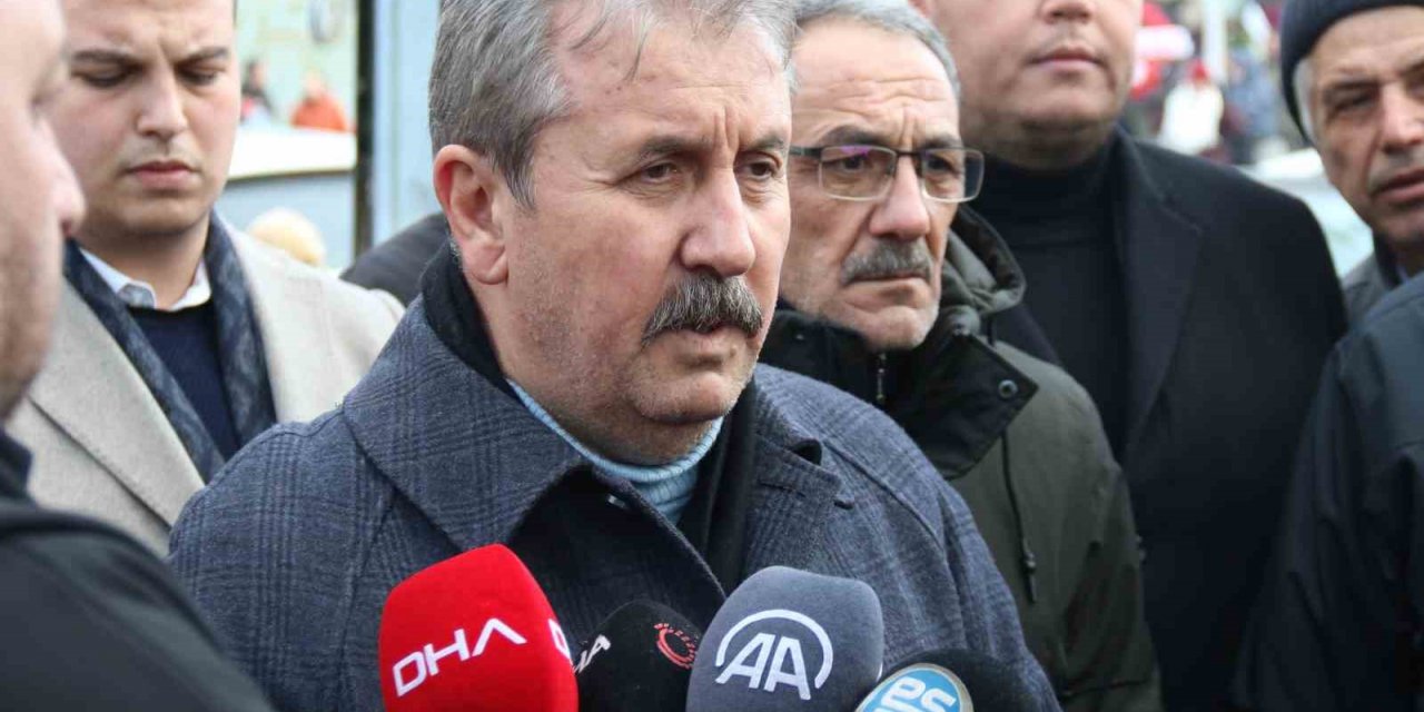 Destici: “Devlet ve milleti karşı karşıya getirmeye çalışanlara fırsat vermeyeceğiz”