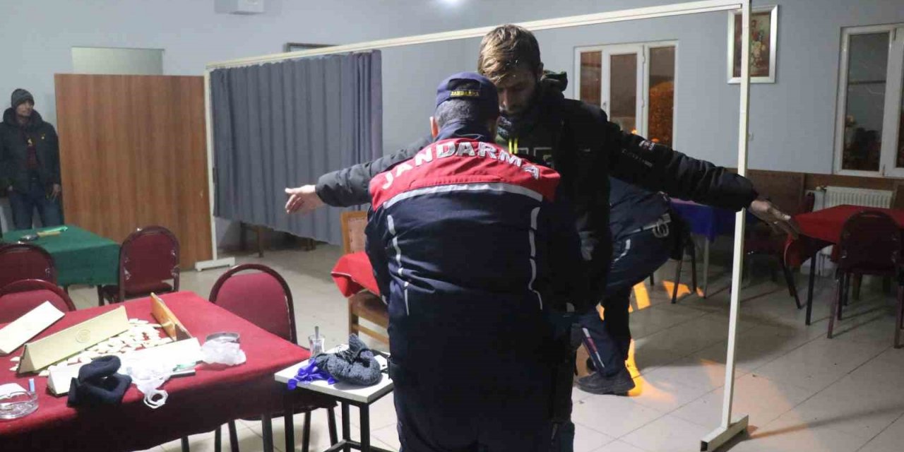 Film gibi olay: 200 yabancı uyruklu şahsı İstanbul diye Sakarya’ya getirdi