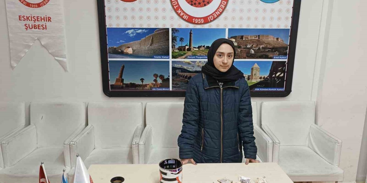 Eskişehir’de Iraklı genç kumbarası depremzedelere bağışladı