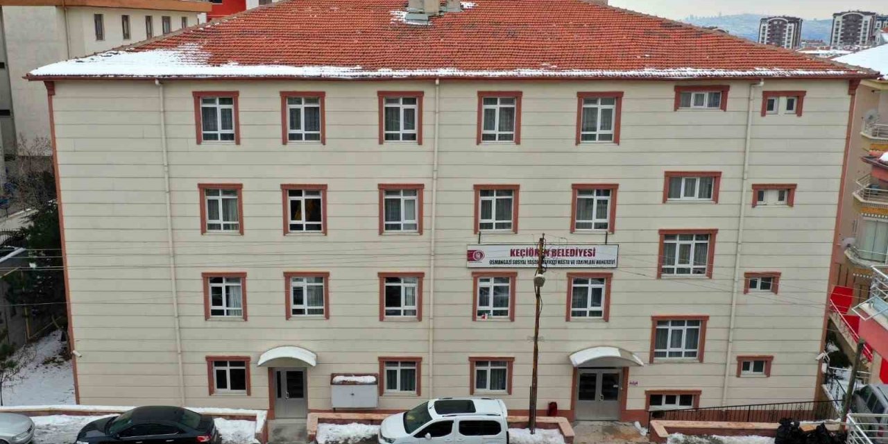 Depremzedeler Keçiören’de emin ellerde