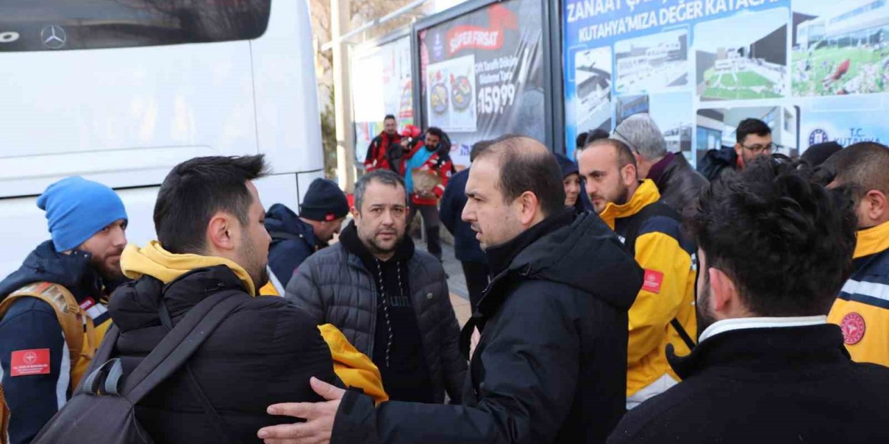 Kütahya İl Sağlık Müdürlüğü ekipleri deprem bölgesinden döndü