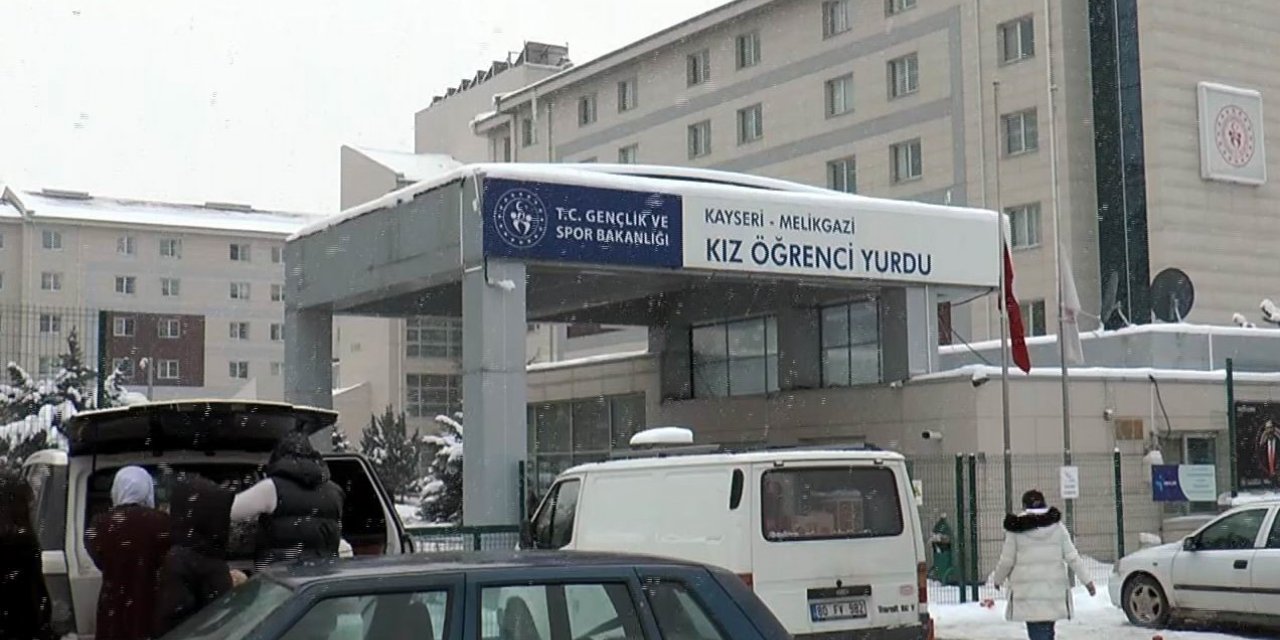 Kayseri’deki yurtlarda 4 bin 800 depremzede misafir ediliyor