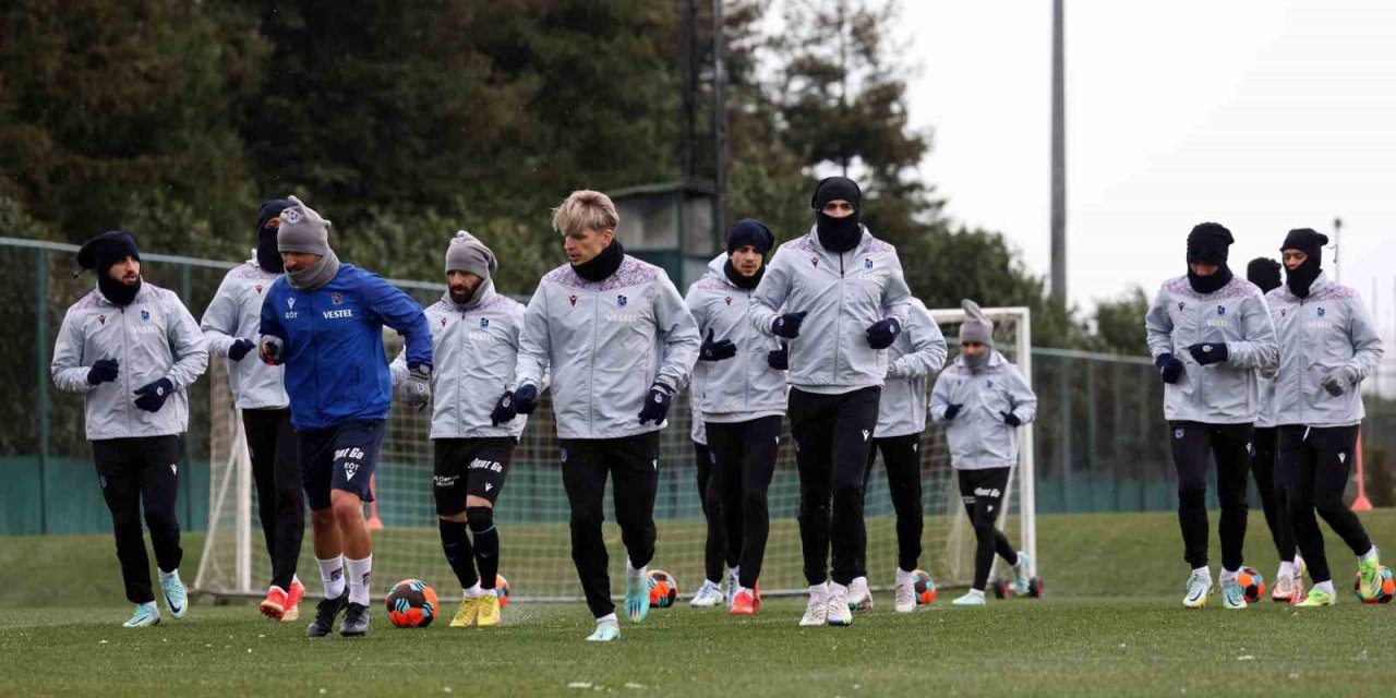 Trabzonspor, Basel maçı hazırlıklarını sürdürüyor
