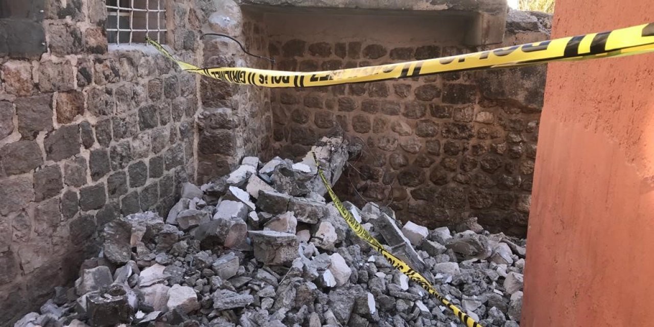 Mardin’de işçilerin üstüne cami lojmanı çöktü: 1 ölü, 1 yaralı