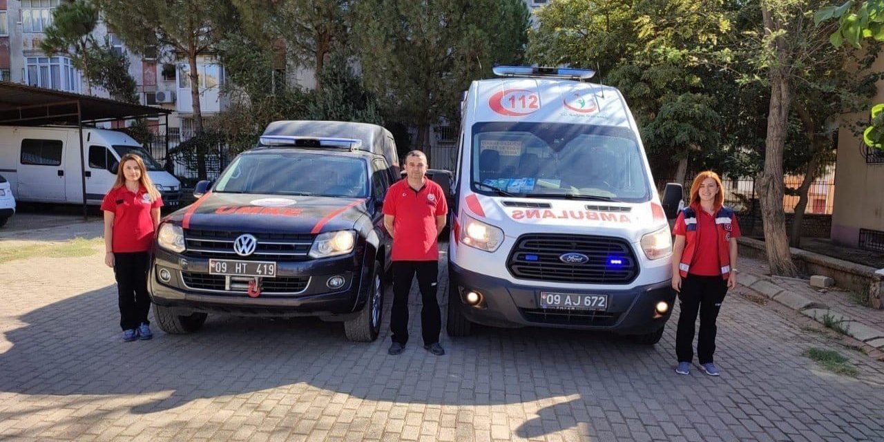 Aydınlı sağlıkçılar, deprem bölgesinde görev başında