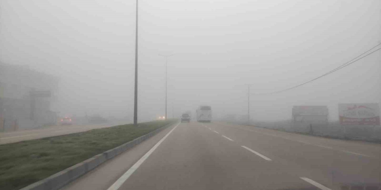 Bandırma’da sis etkili oldu