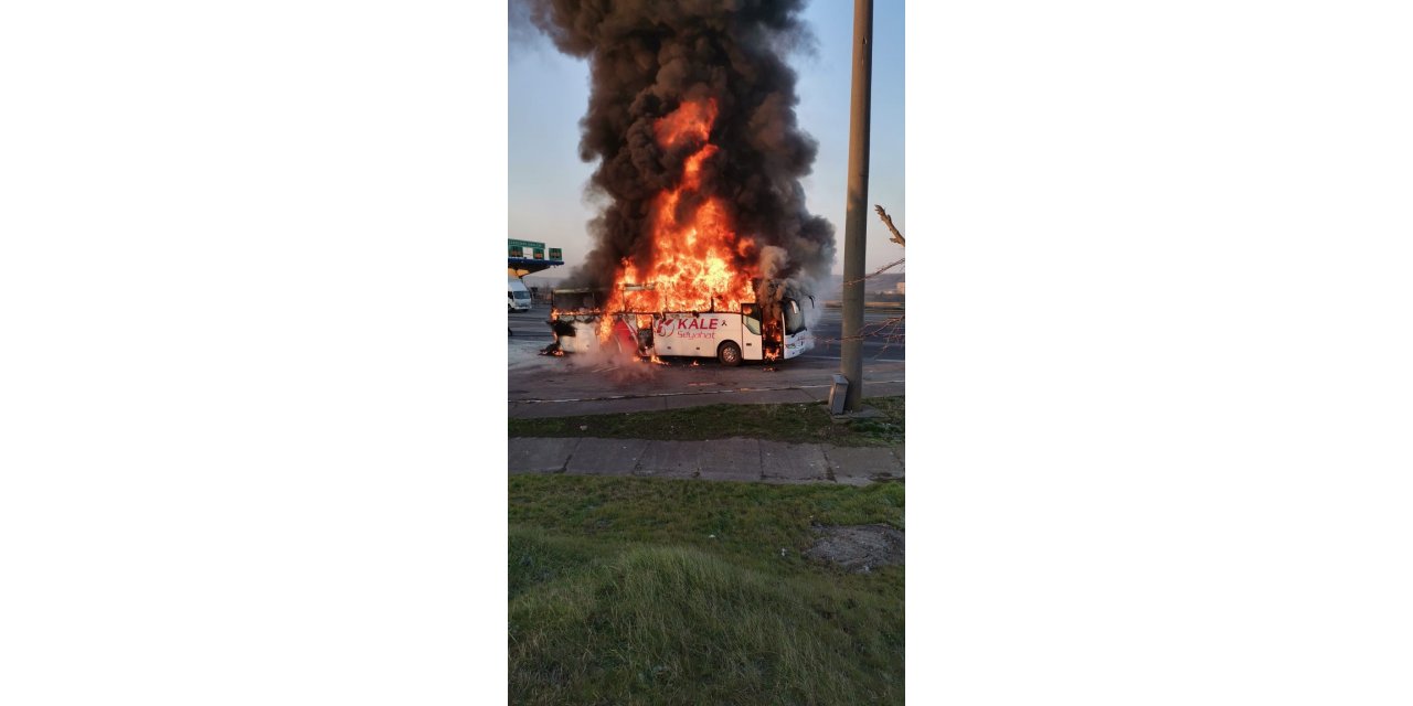 Silivri’de yolcu otobüsü alev alev yandı