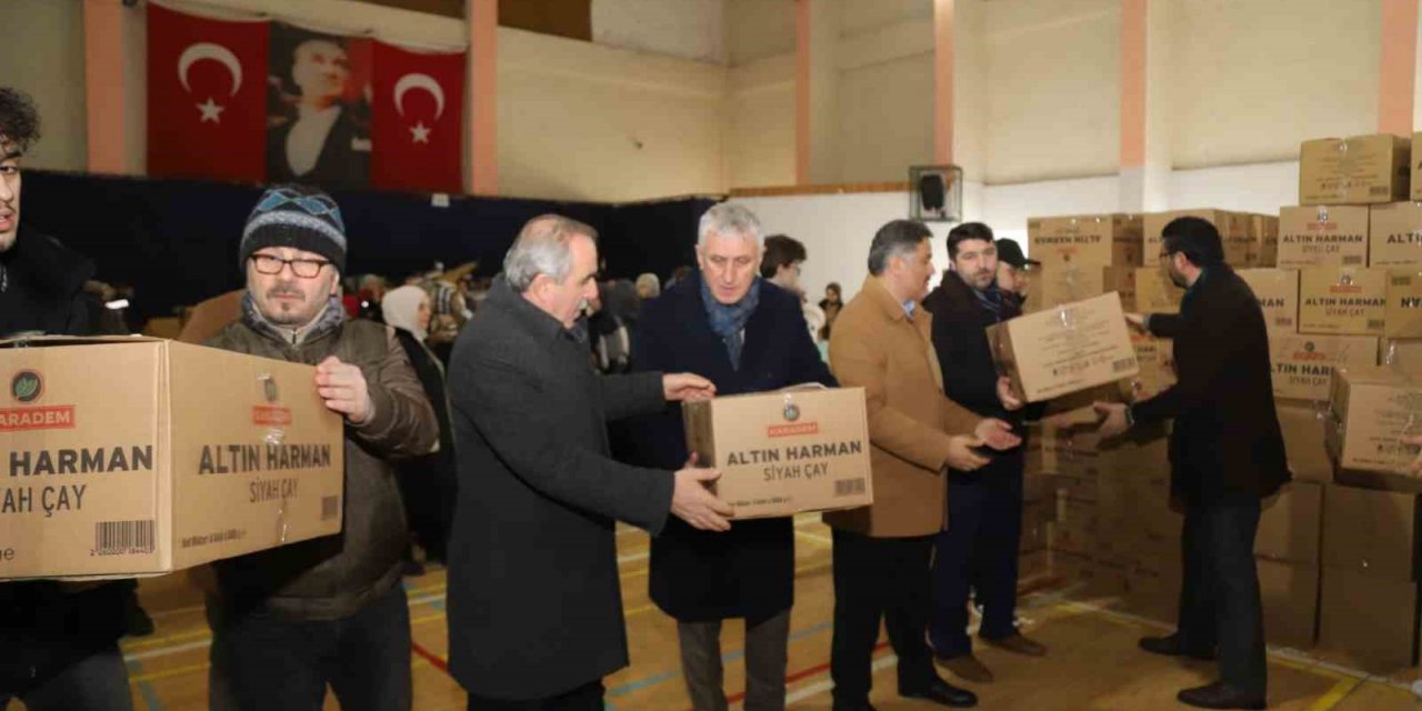 Başkan Sarıalioğlu, 6 aylık maaşını depremzedelere bağışladı