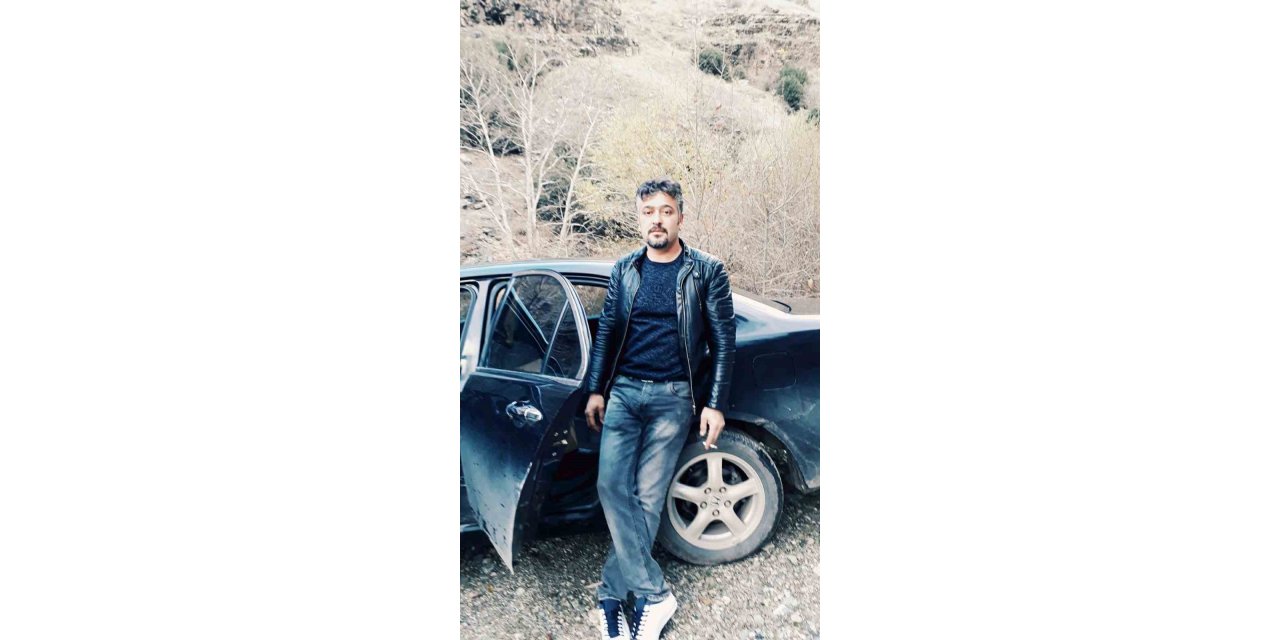 Motosikletin üstünde sürücüsü ölü bulundu