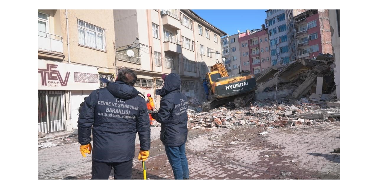 Gaziantep’te 27 bin 987 bağımsız birimin ağır hasarlı ve yıkık olduğu tespit edildi