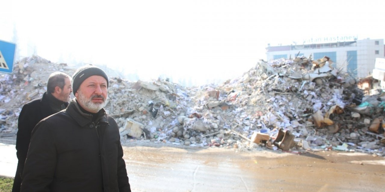 Başkan Çolakbayrakdar: "Yaraların en hızlı şekilde sarılması için var gücümüzle çalışıyoruz"