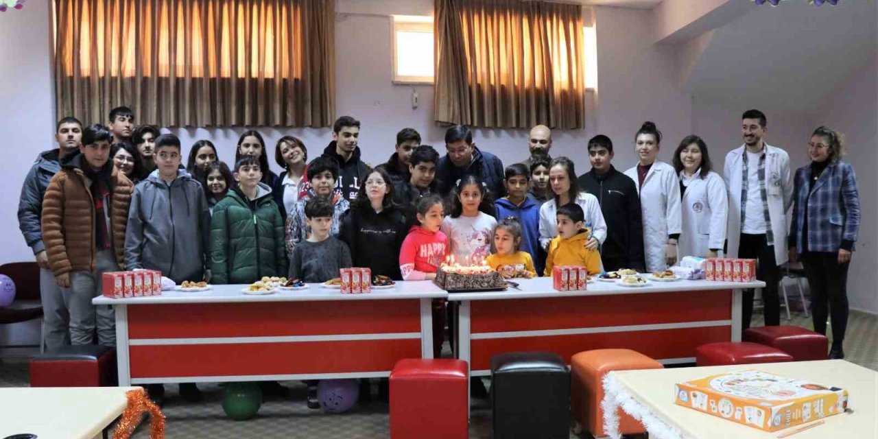 Başkan Özcan gününü çocuklara ayırdı