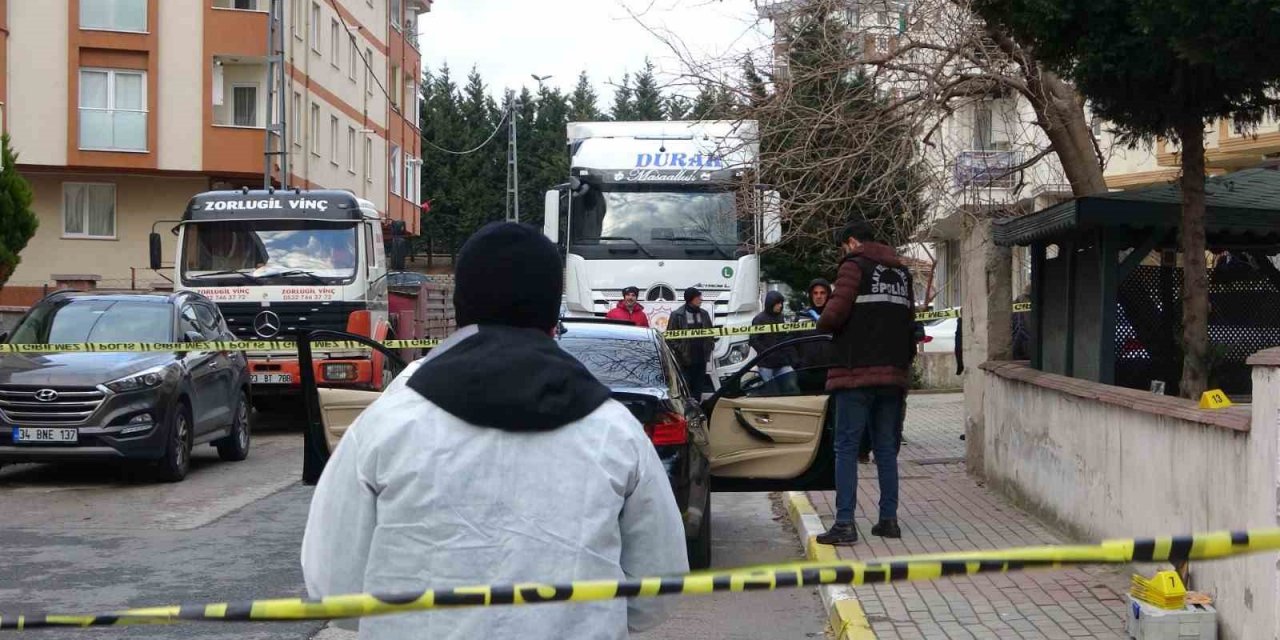 Pendik’te yol verme kavgası: Yardım tırının yanındakilere silahla ateş açtı