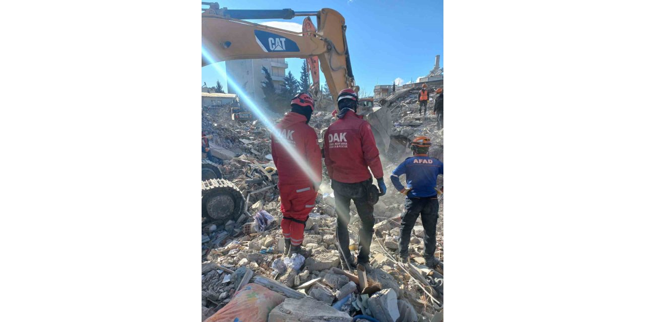 AFAD Eskişehir ve DAK depremin 11’inci gününde çalışmalarını sürdürüyor